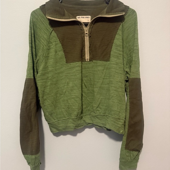 Free People Like New Green Quarter Zip Sweater: Size- Small - Picture 3 of 8